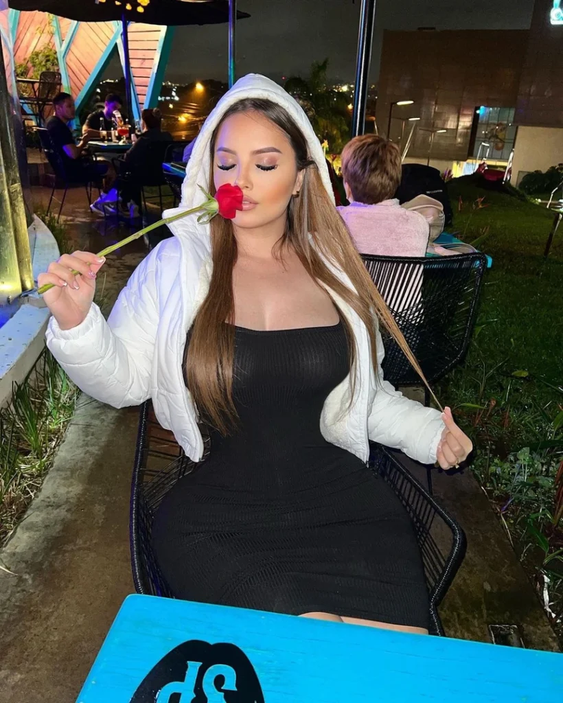 Gabsthebunny Biography