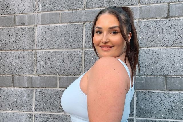 Healthy Chick Biography, Age, Height, Weight, Measurements, Lifestyle & More